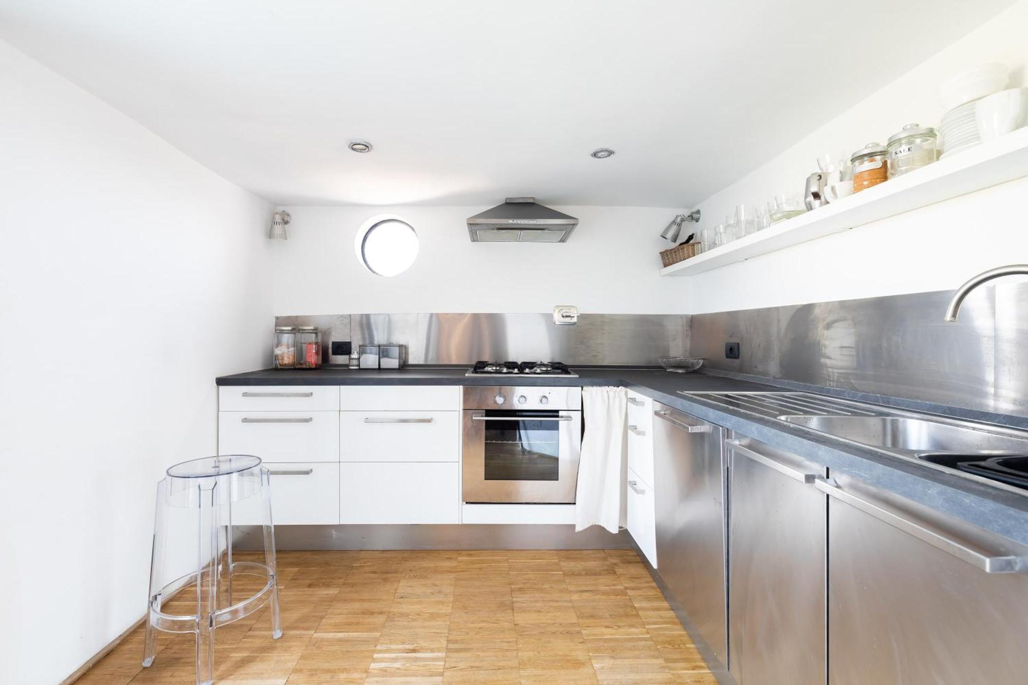 Farnese Stunning Penthouse | Romeloft Apartamento