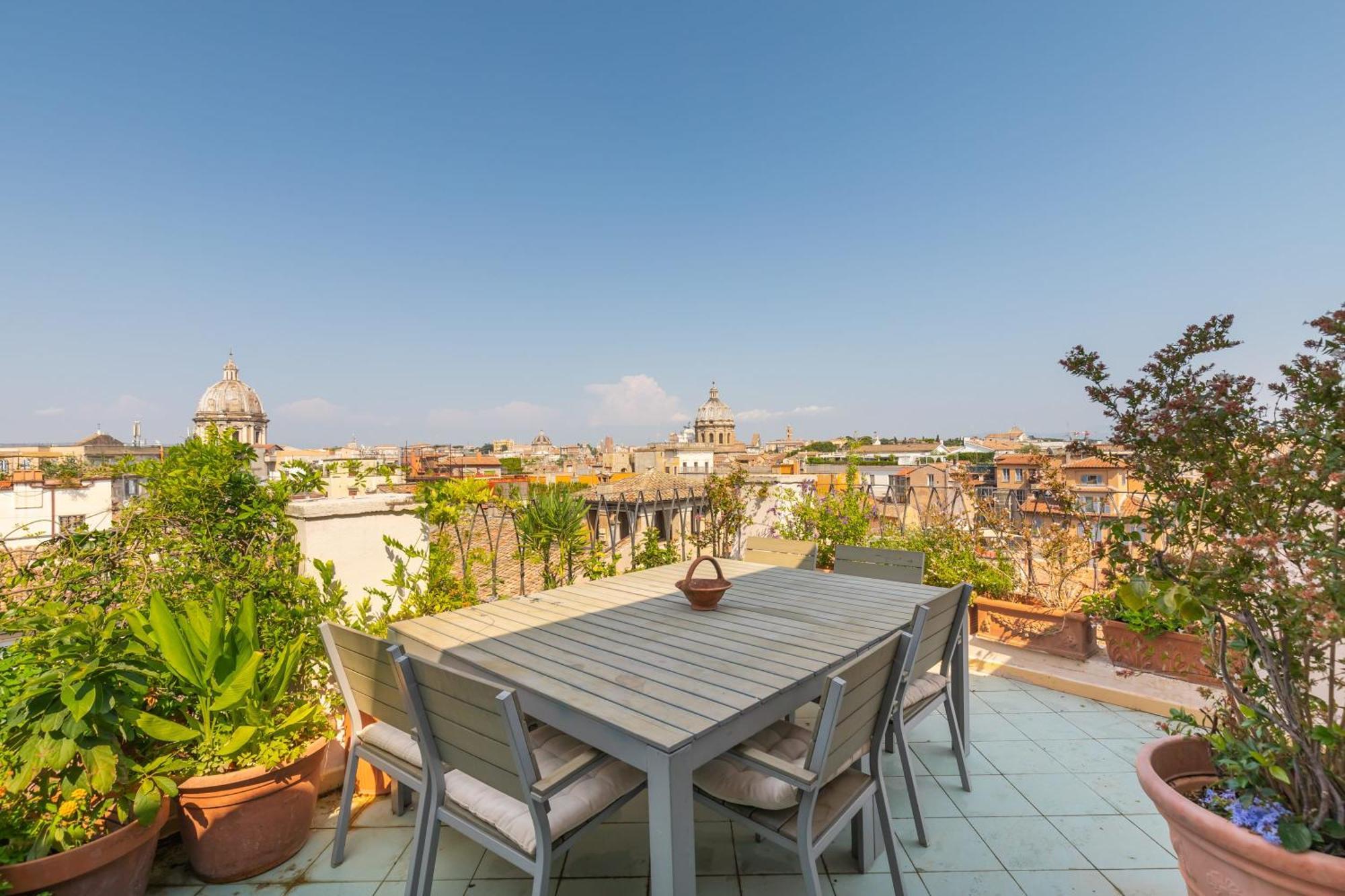 Apartamento Farnese Stunning Penthouse | Romeloft Roma